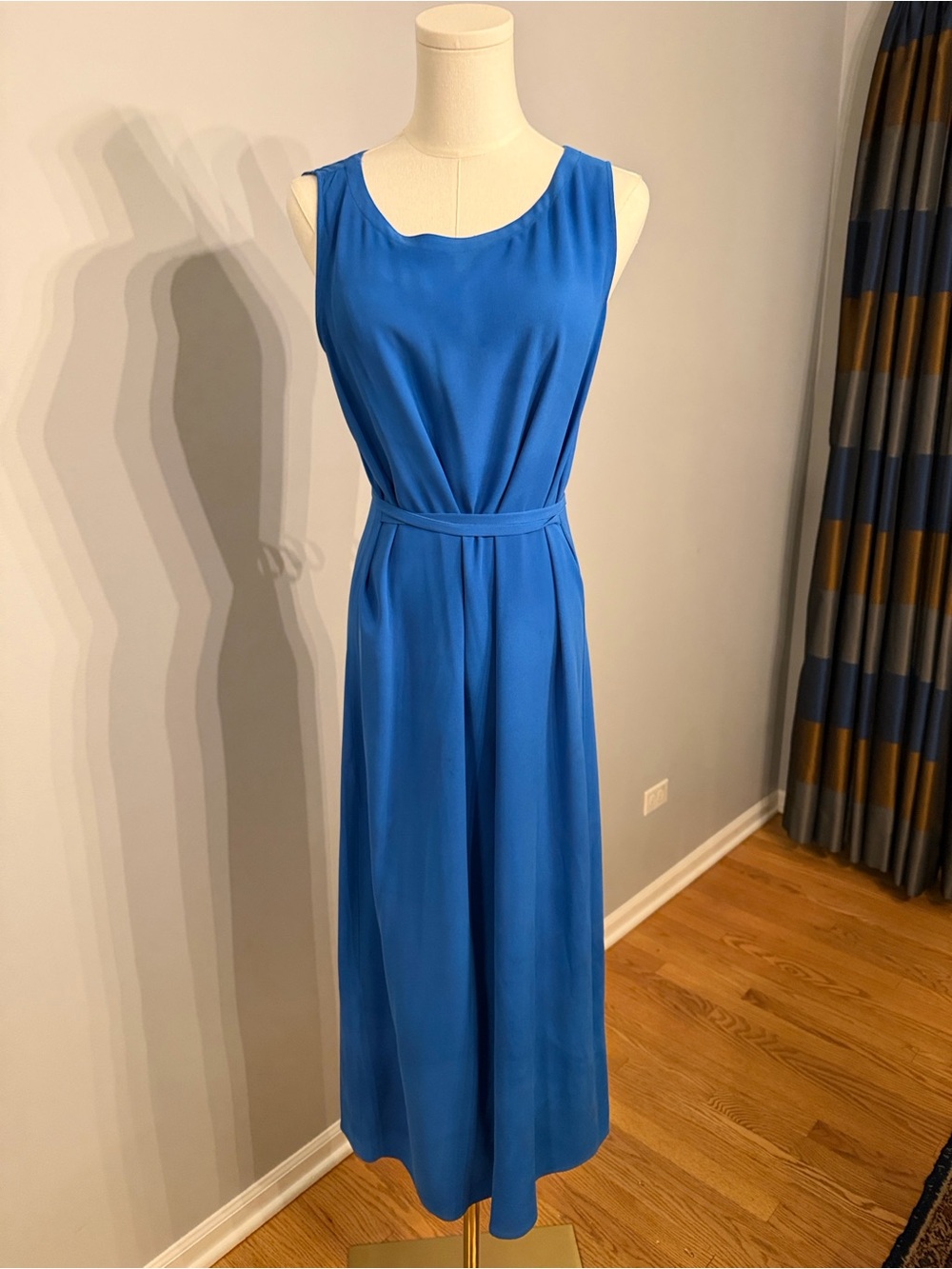 Eileen Fisher Classic Silk Sleeveless Blue Midi Dress